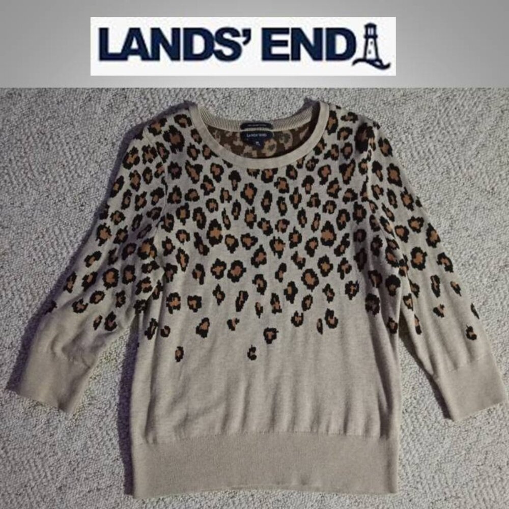 Lands End animal print sweater women's size  medium
